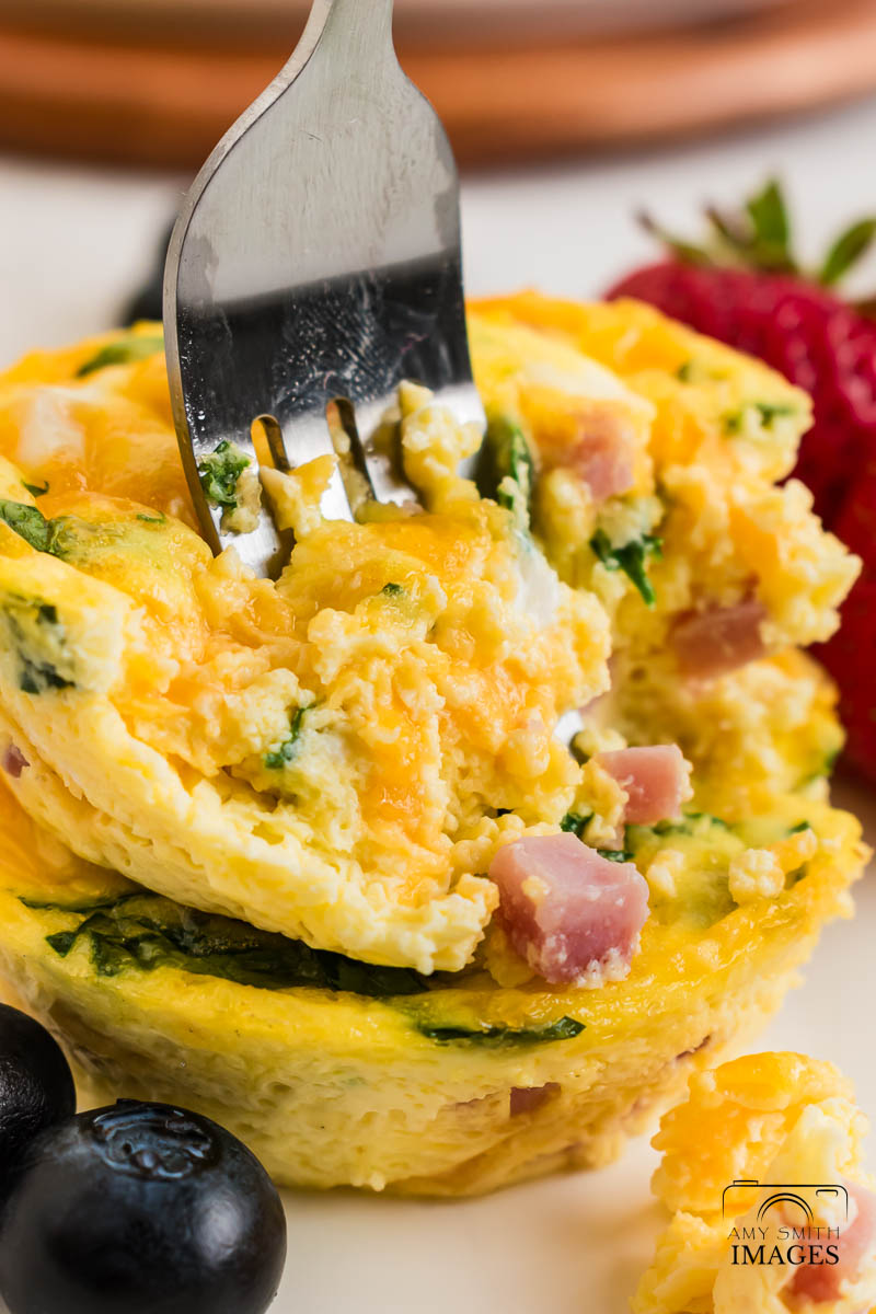 Breakfast Egg Muffins: Ham and Spinach